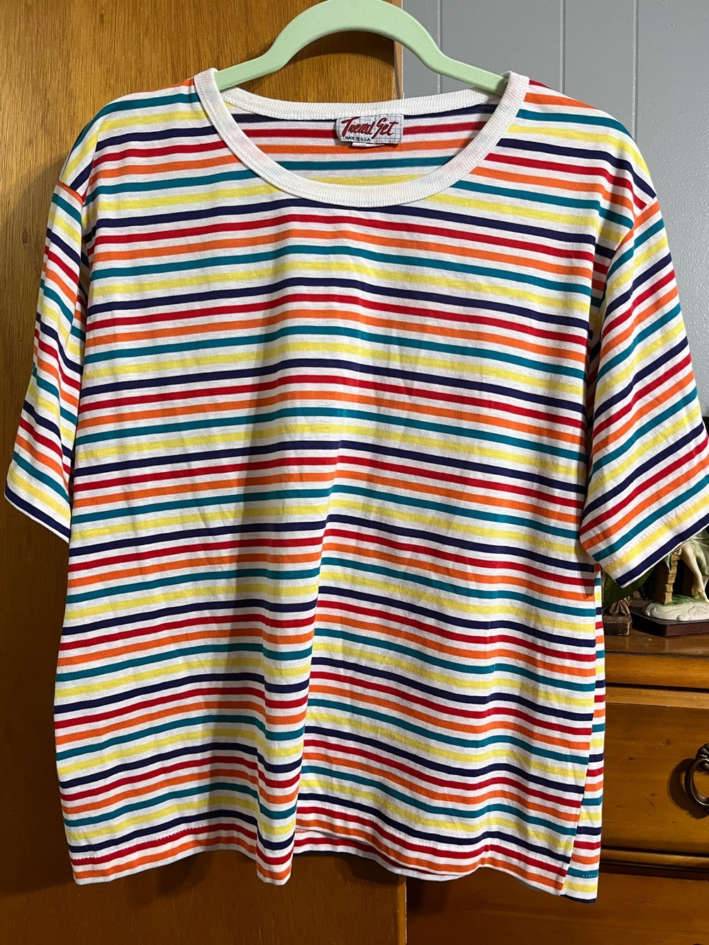 Vintage Trend Set Multicolored Striped Women’s Size Large Crop Top